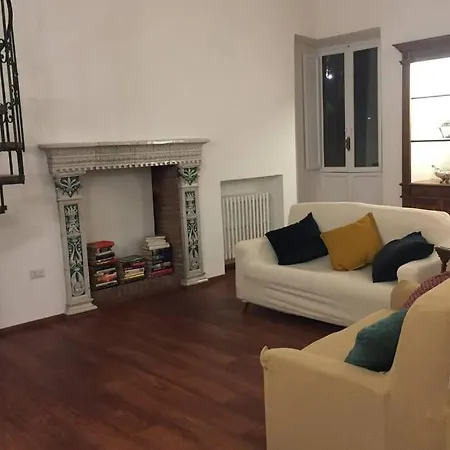 Apartament Con Terrazza Su Palazzo Dei Consoli